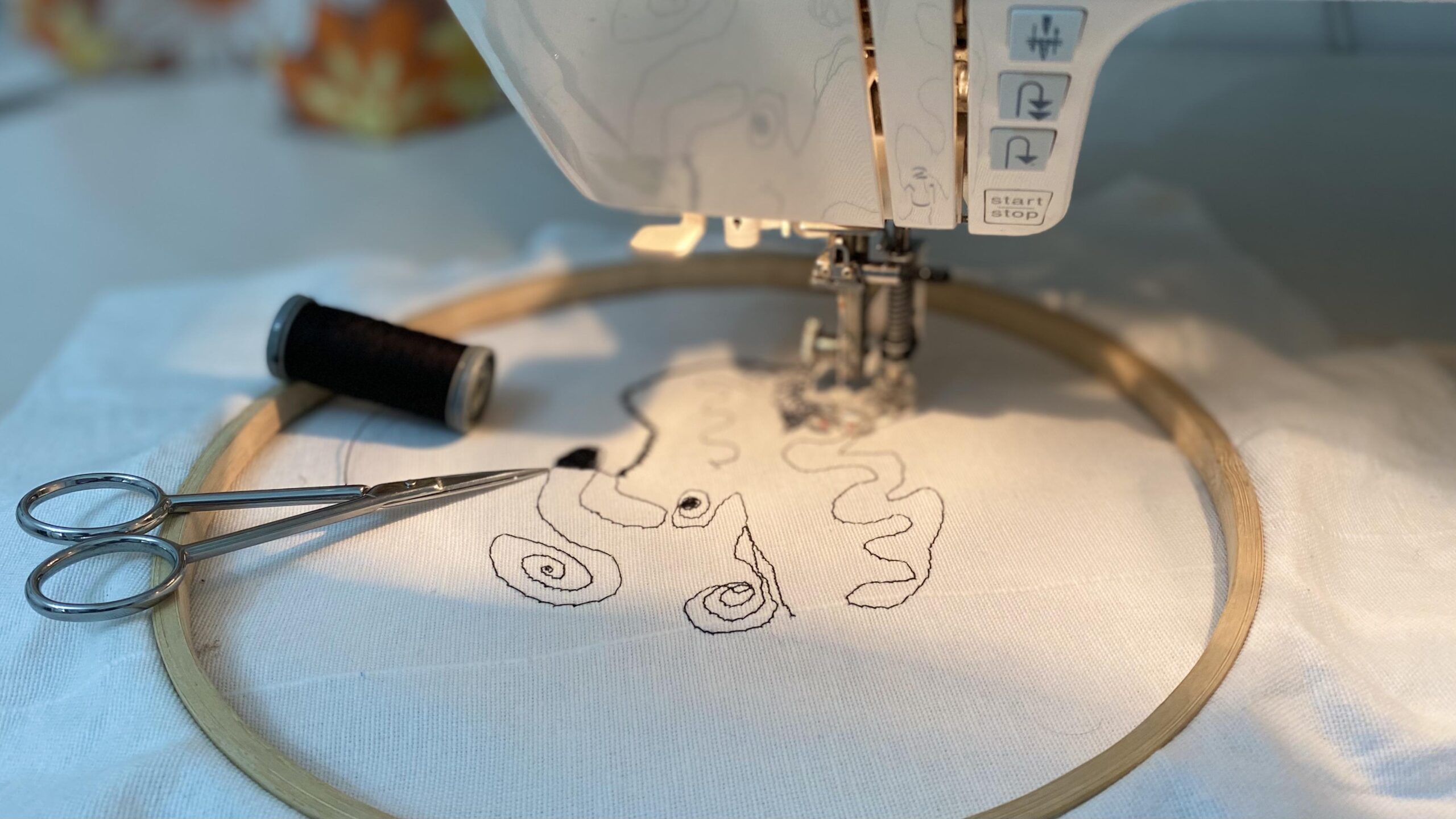 Descubre la mejor máquina para coser piel y crea tus diseños únicos