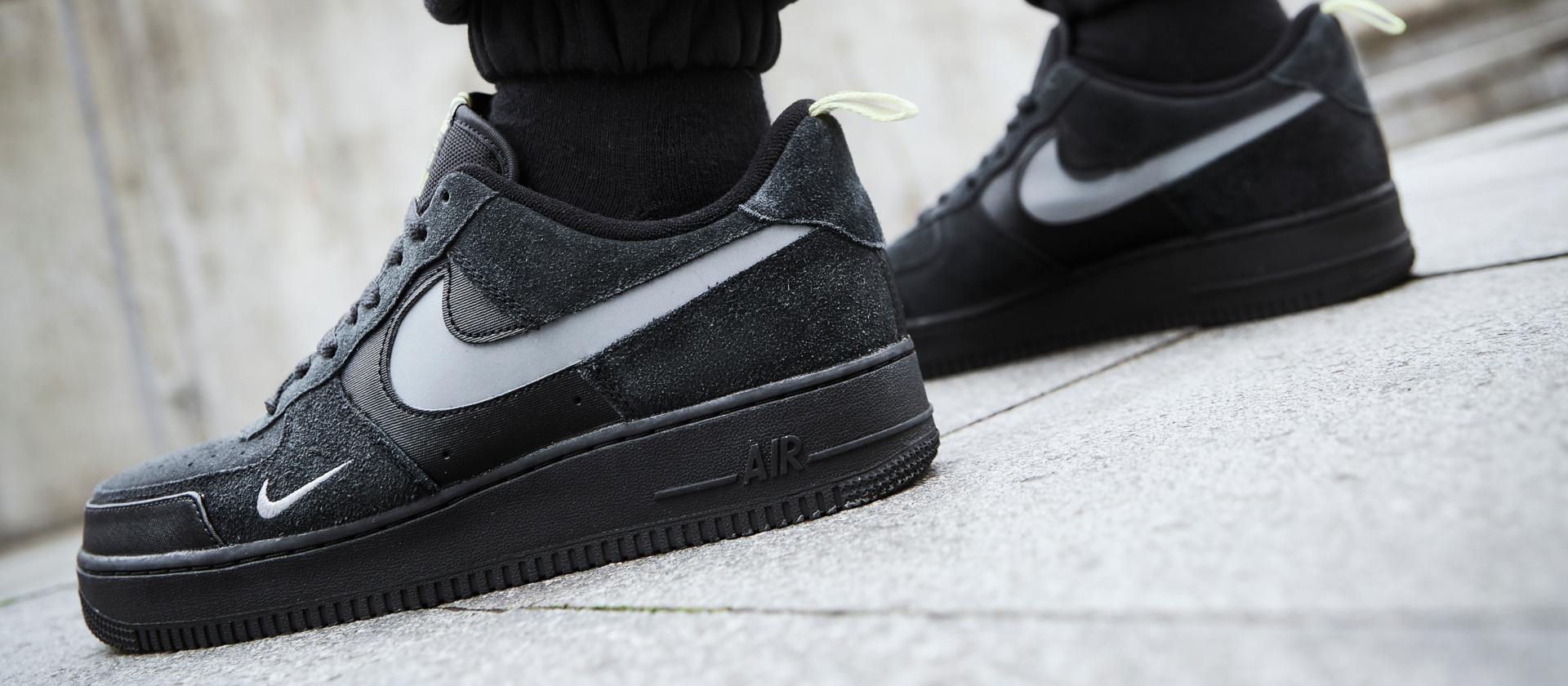 Descubre las impresionantes Nike Air Force 1 Shadow negras: estilo y comodidad en un solo calzado